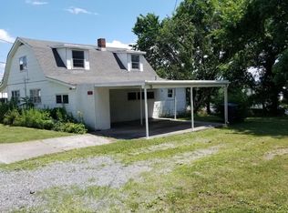 1306 Summit Ln NW, Roanoke, VA 24017