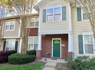 4934 Sunset Ridge Ct, Charlotte, NC 28269