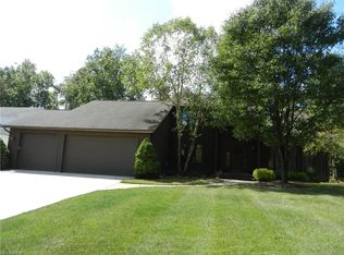 36242 Derby Downs Dr, Solon, OH 44139