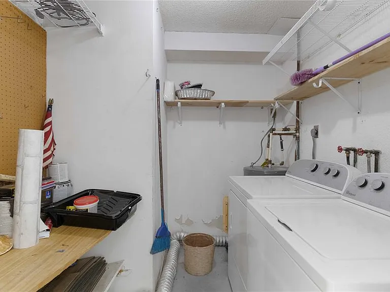 6215 Green View Cir #74 — Photo 26