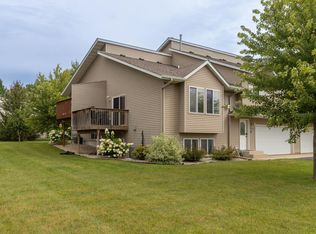 4113 Trumpeter Dr SE, Rochester, MN 55904