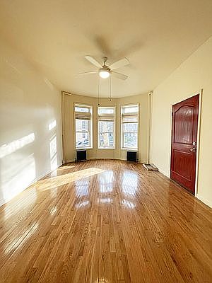 1st image of 215 Lefferts Ave #1R