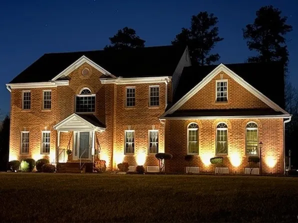 4906 Wellington Farms Dr, Chester, VA 23831
