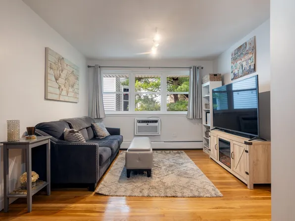 1 Congress St APT C10, Jersey City, NJ 07307
