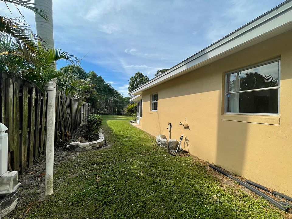 1st image of 3680 Marvaez St