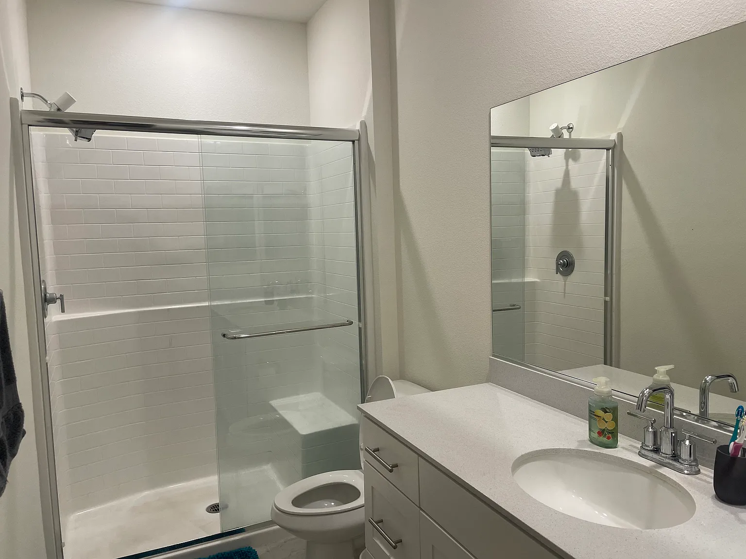 4 bed, 2001 sqft, $1,500 — Photo 4