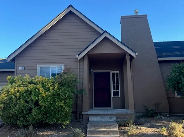2353 Wicket Ave, Santa Rosa, CA 95403