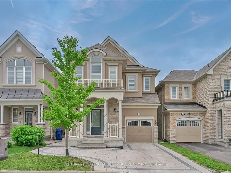 209 Baber Cres — Photo 2