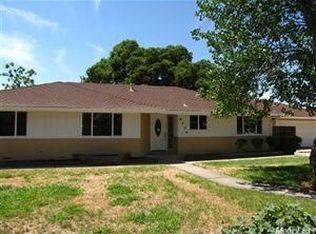 4734 E Woodbridge Rd, Acampo, CA 95220