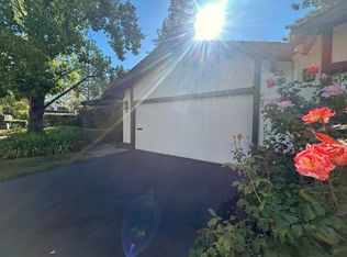2430 Sharon Oaks Dr, Menlo Park, CA