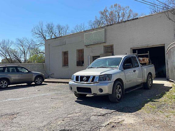 5th image of 3491 Bayliss Ave