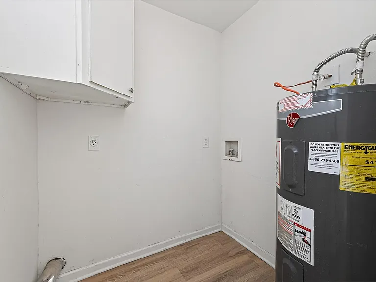 170 Walter Dr — Photo 33