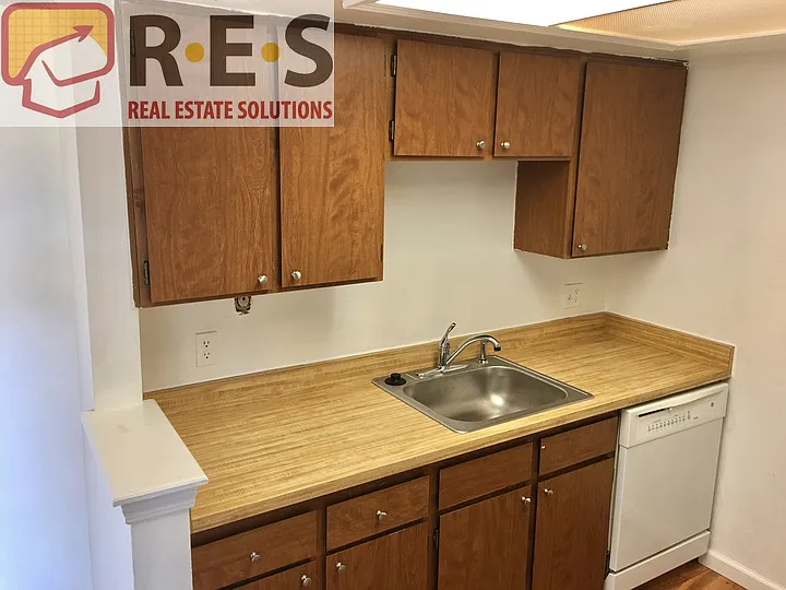 1 bed, 590 sqft, $1,095 — Photo 2