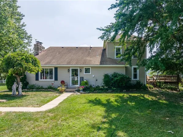 611 SE Turner Rd, Saint Joseph, MO 64504