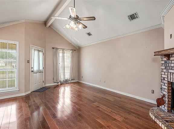 2nd image of 1440 Winchester Dr