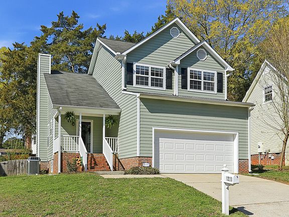 2nd image of 1220 Stoneferry Ln