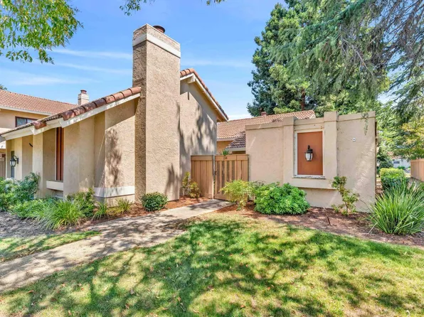 134 Northcreek Cir, Walnut Creek, CA 94598