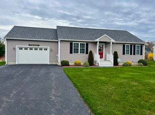 29 Bell Dr, East Bridgewater, MA 02333