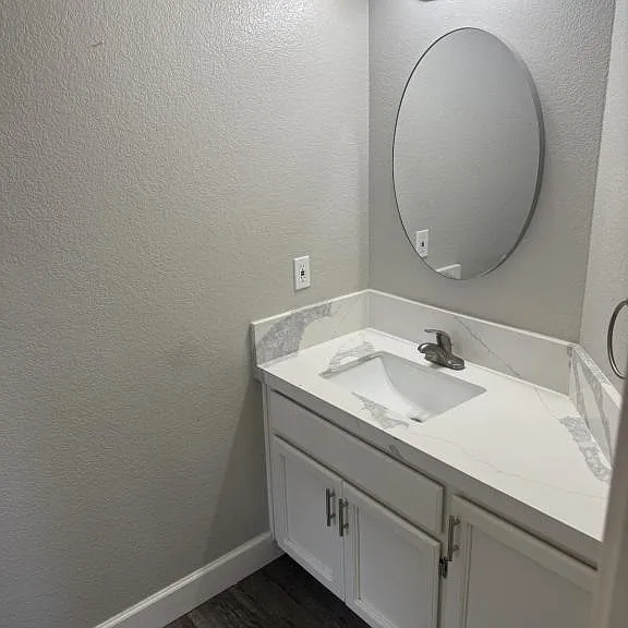 1020 W Minnesota Ave — Photo 13