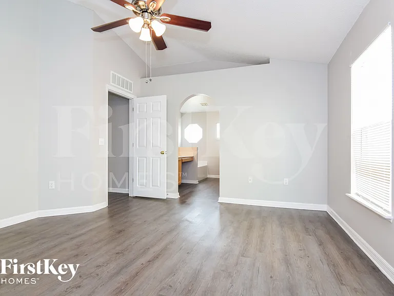 10409 River Bream Dr — Photo 13