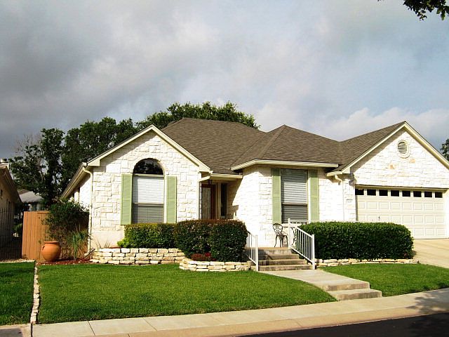 1st image of 125 W Creekview Dr