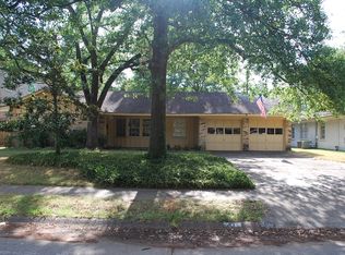 411 Faust Ln, Houston, TX 77024