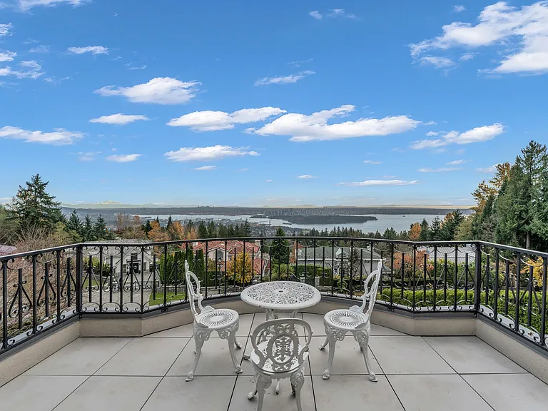 1525 Errigal Pl — Photo 39