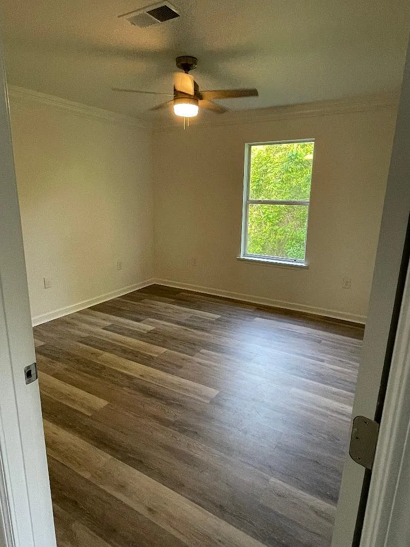 2 bed, 1350 sqft, $1,675 — Photo 4