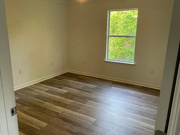 3124 Washington St — Photo 4