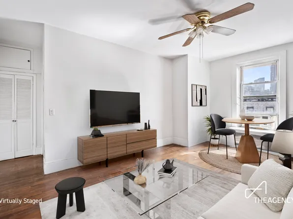 154 West 77th Street 4R image 2 of 7