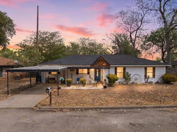 603 S Brazos St, Whitney, TX 76692