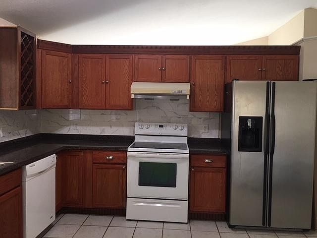 1st image of 3826 Valencia Grove Ln