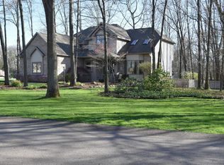 7930 Bent Tree Rd, Kalamazoo, MI 49009