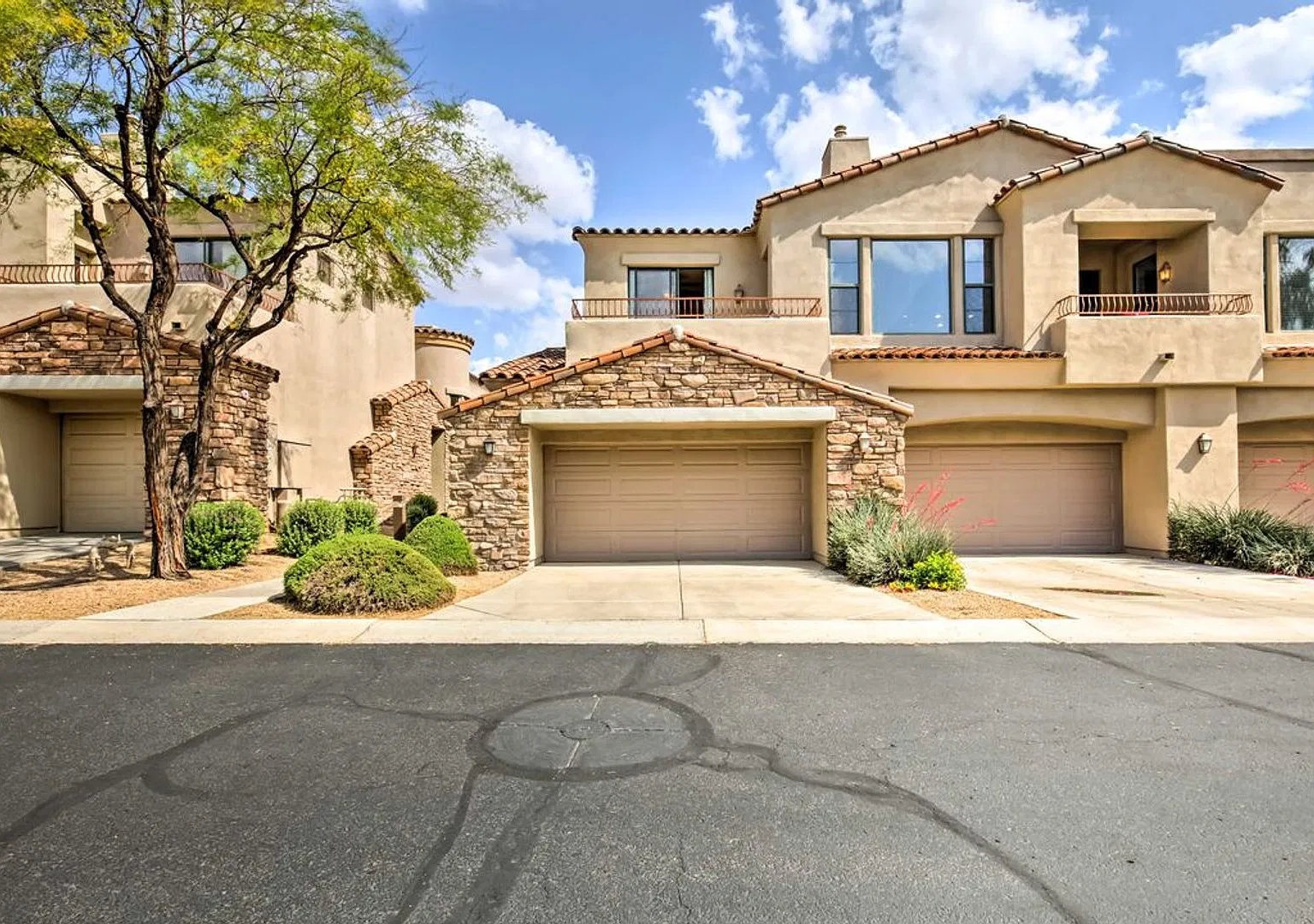 Cache at Grayhawk 2 bed townhome with garage — Photo 1