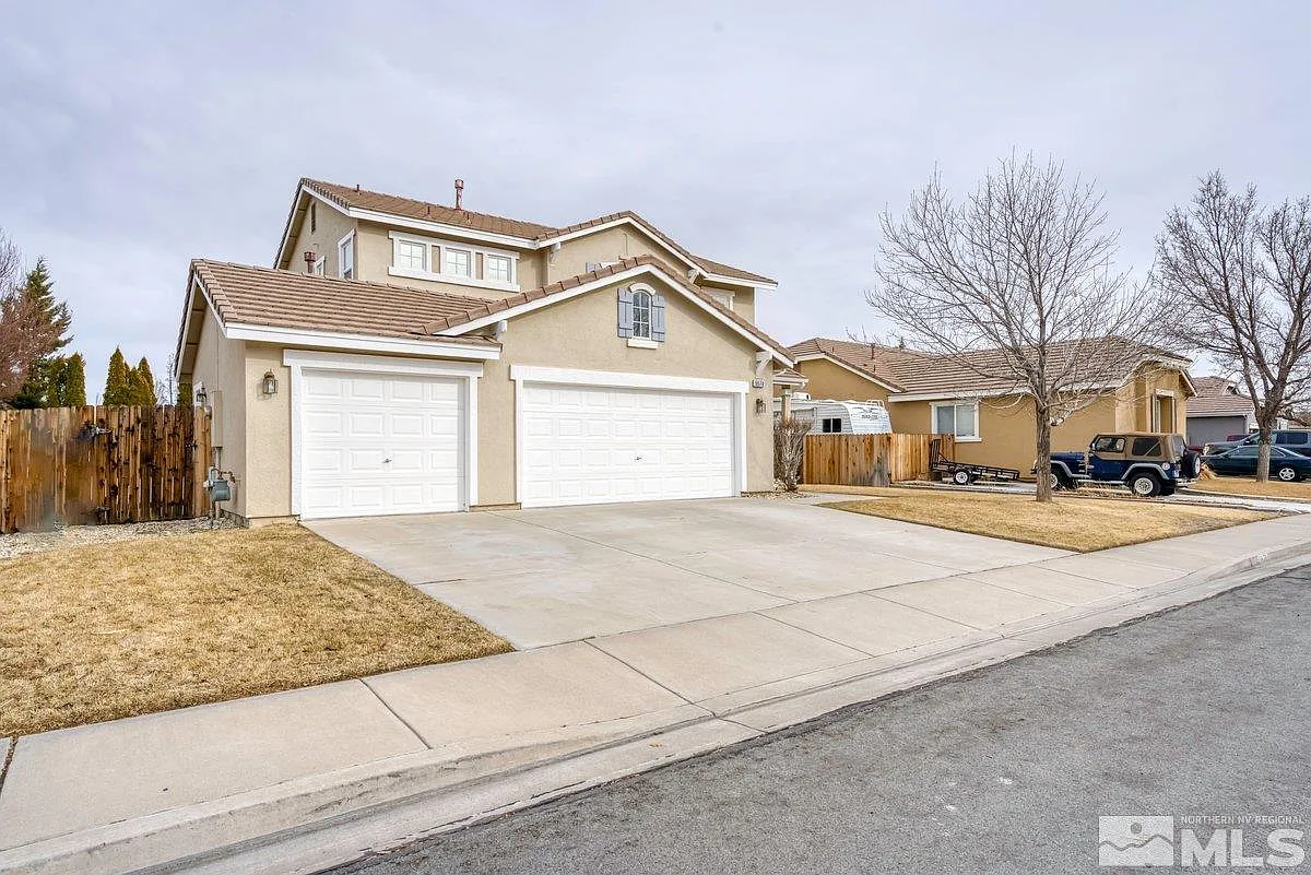 5570 Bridger Peak Dr photo 1
