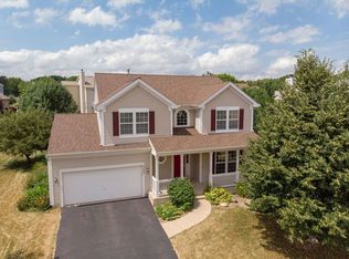4620 Joyce Ln, McHenry, IL 60050