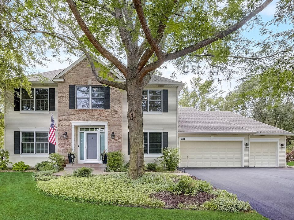 1st image of 807 Lake Susan Hills Dr