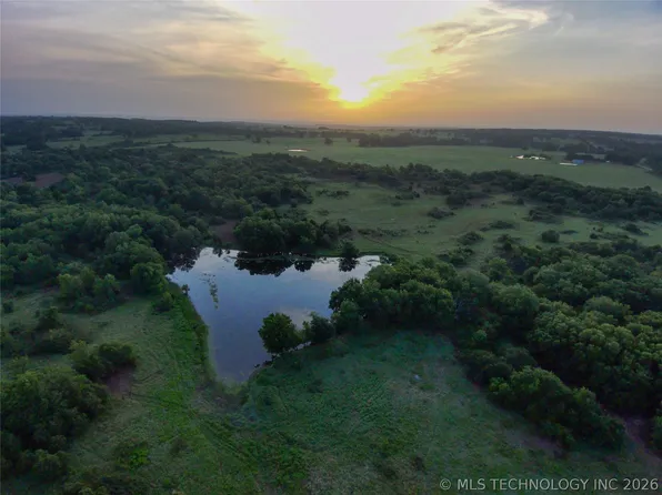 1 E County Road 1650, Fitzhugh, OK 74843