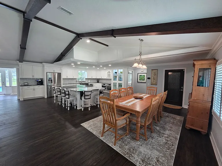 223 S Nesbitt Ter — Photo 9
