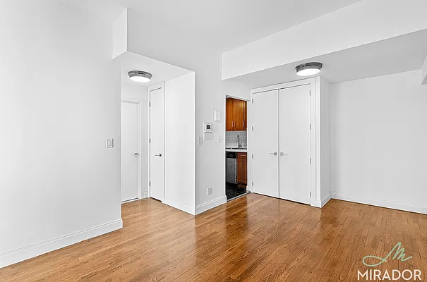 Rented by Mirador Real Estate | media 16