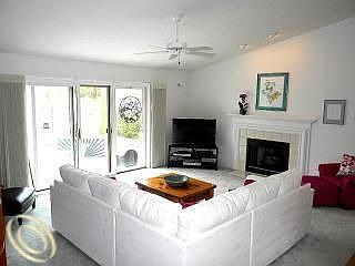 2nd image of 1022 Peachwood Ct
