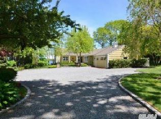 50 Mariners Ct, Centerport, NY 11721