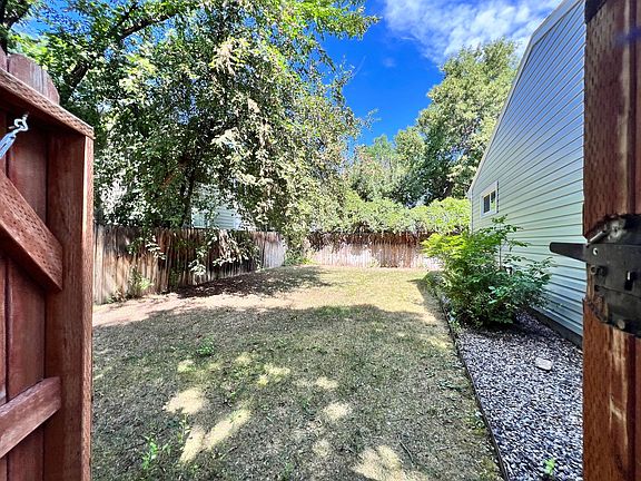 2nd image of 3001 Boulder Ave #3001