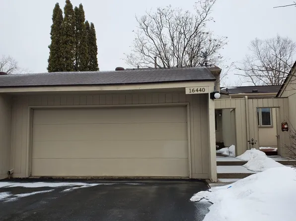 16440 15th Ave N, Plymouth, MN 55447