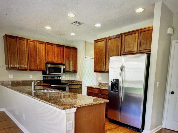730 NW Leonardo Cir, Port Saint Lucie, FL 34986