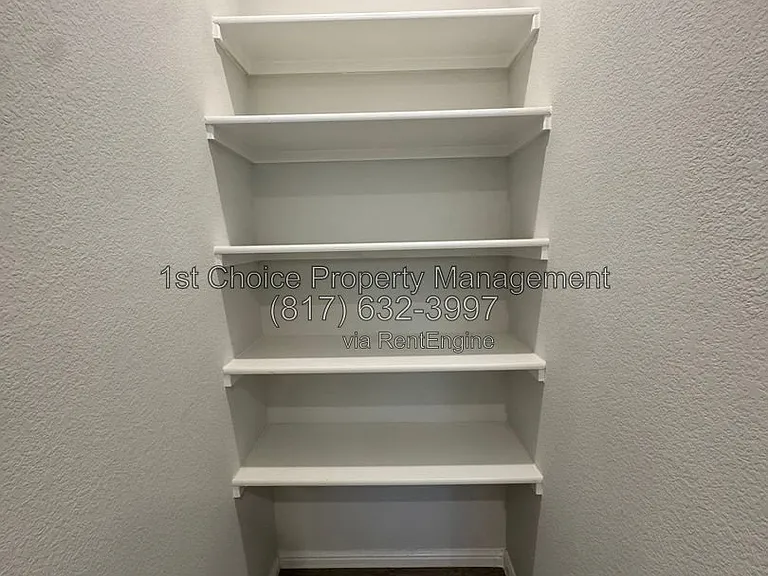 912 Rothville Ln — Photo 19