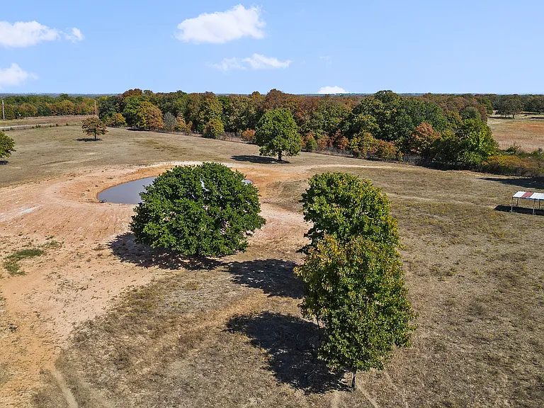 49044 W Highway 66 — Photo 18