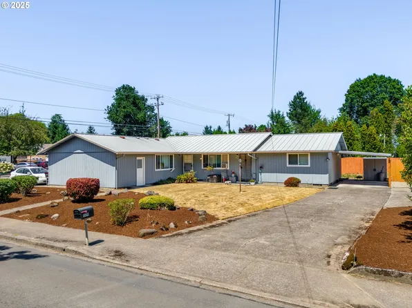 1107 NE 27th St, McMinnville, OR 97128