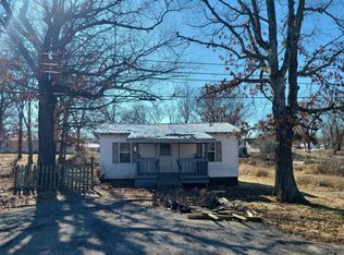 10240 Silverleaf Rd, Mineral Point, MO 63660