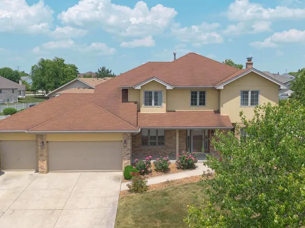 8106 Stonegate Dr, Tinley Park, IL 60487